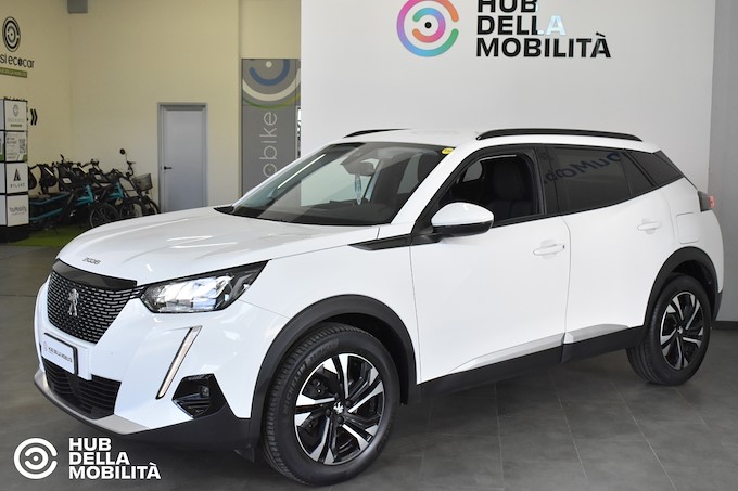 PEUGEOT 2008 BlueHDi 130 S&S EAT8 Allure